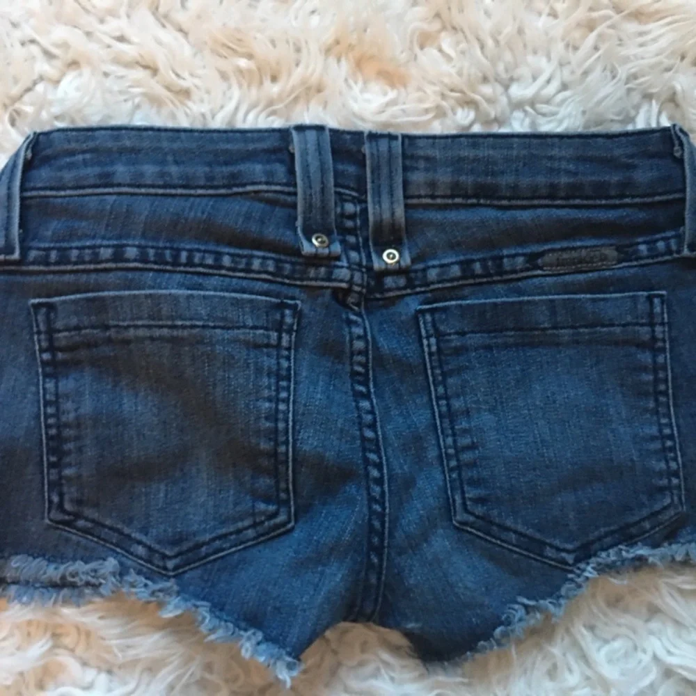 THE Frankie B. Jean shorts